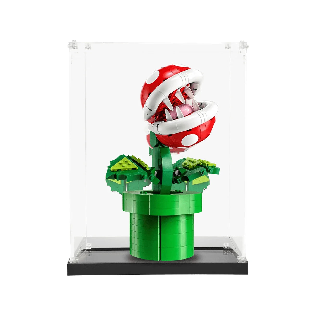 Piranha-Pflanze aus Lego in einer durchsichtigen Vitrine