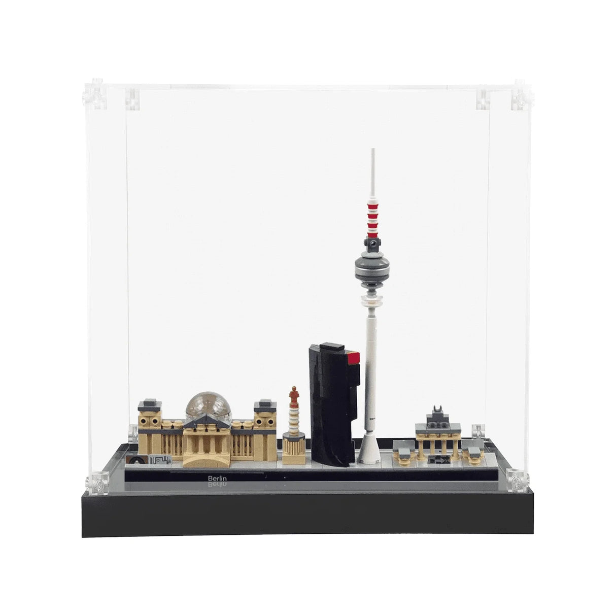 LEGO Berlin Skyline in einer Vitrine