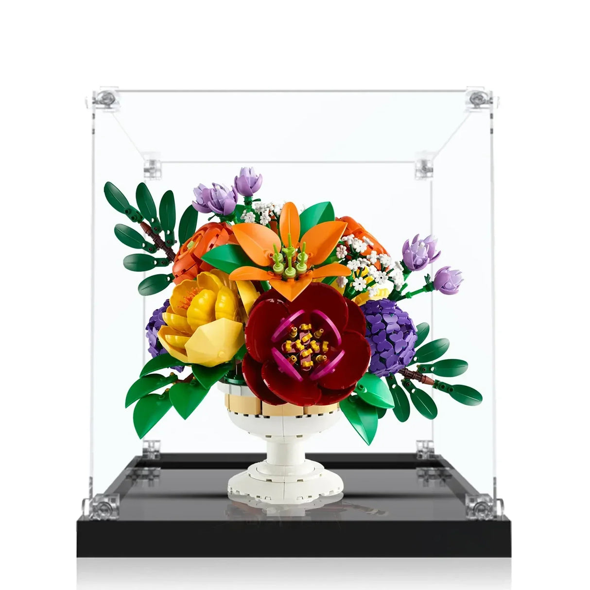 Bunter LEGO Blumenstrauß in einer transparenten Vitrine mit schwarzem Sockel