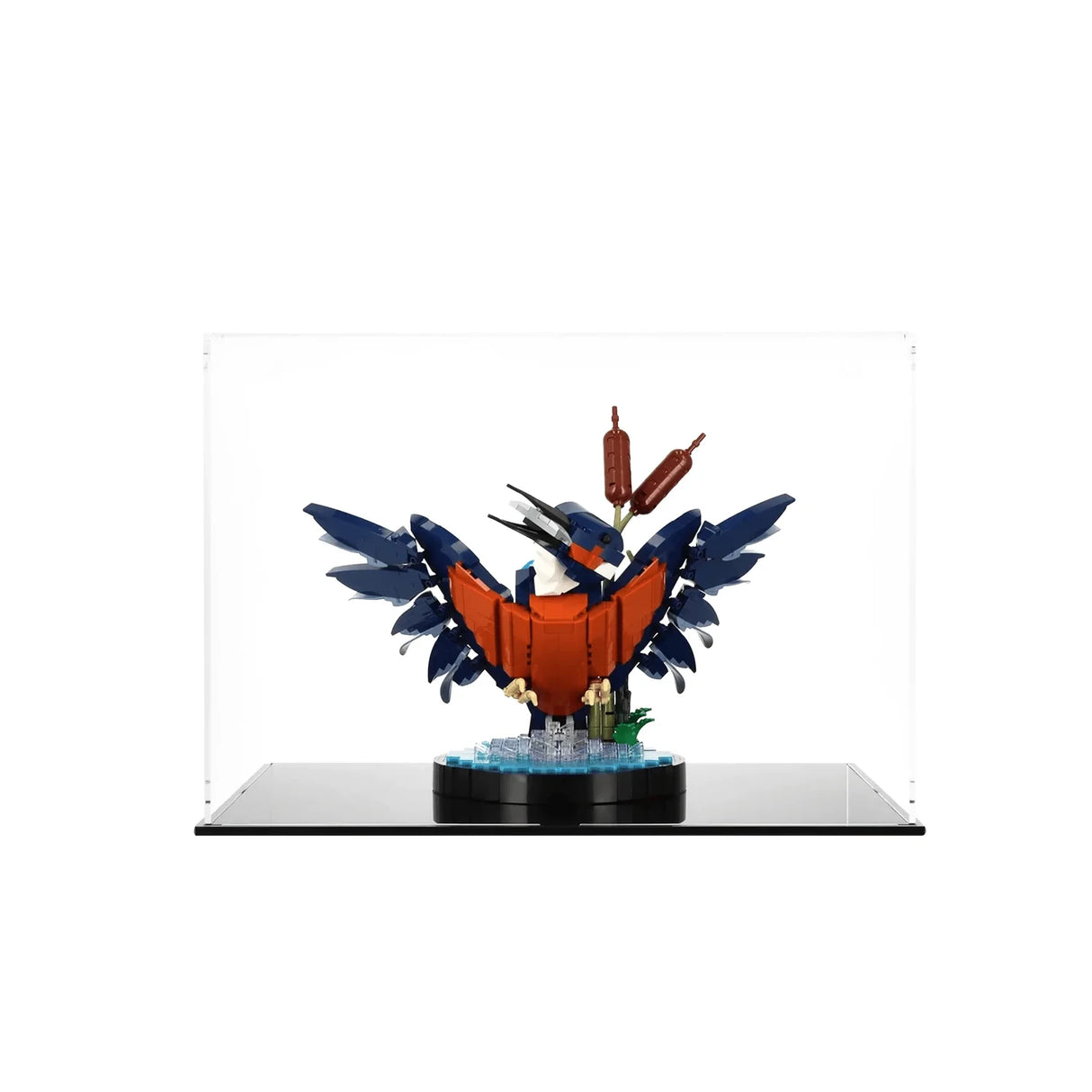 Lego Eisvogel Modell in einer durchsichtigen Vitrine