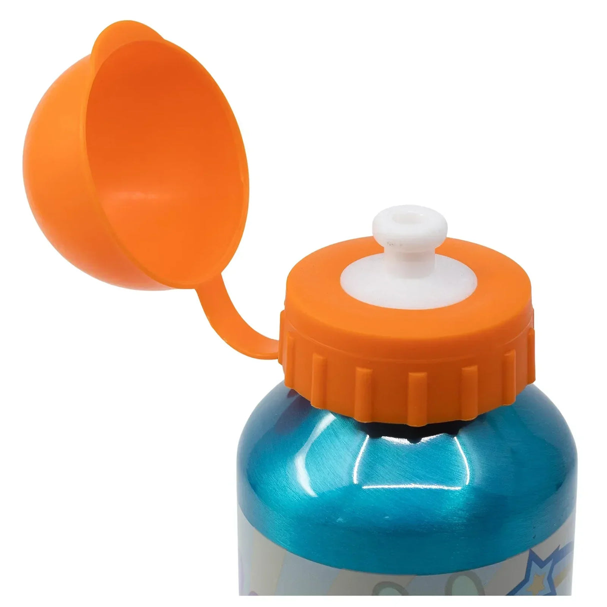 Blaue Trinkflasche aus Metall mit orangefarbenem Verschluss und offenem Deckel