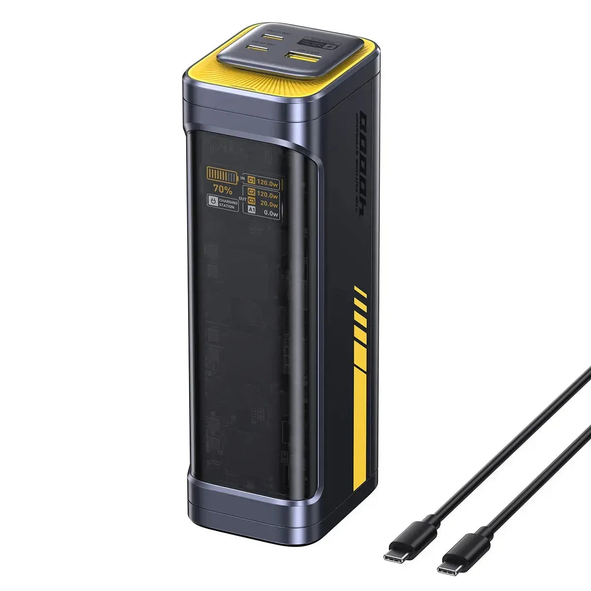 Schwarze Powerbank mit gelben Akzenten und Display, daneben zwei schwarze USB-C-Kabel