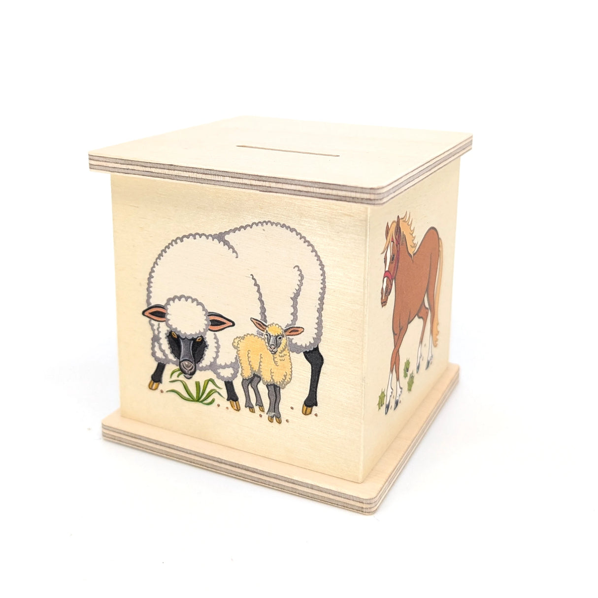Holzspardose mit Schaf, Lamm und Pferd
