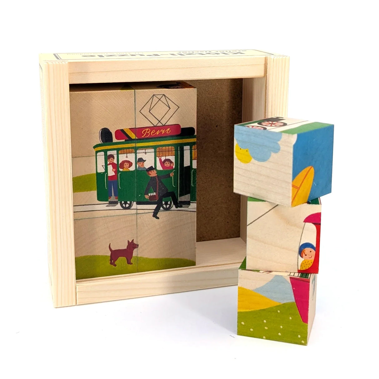 Holzklotz-Puzzle mit Berner Strassenbahn und Hund, drei weitere Klötze daneben