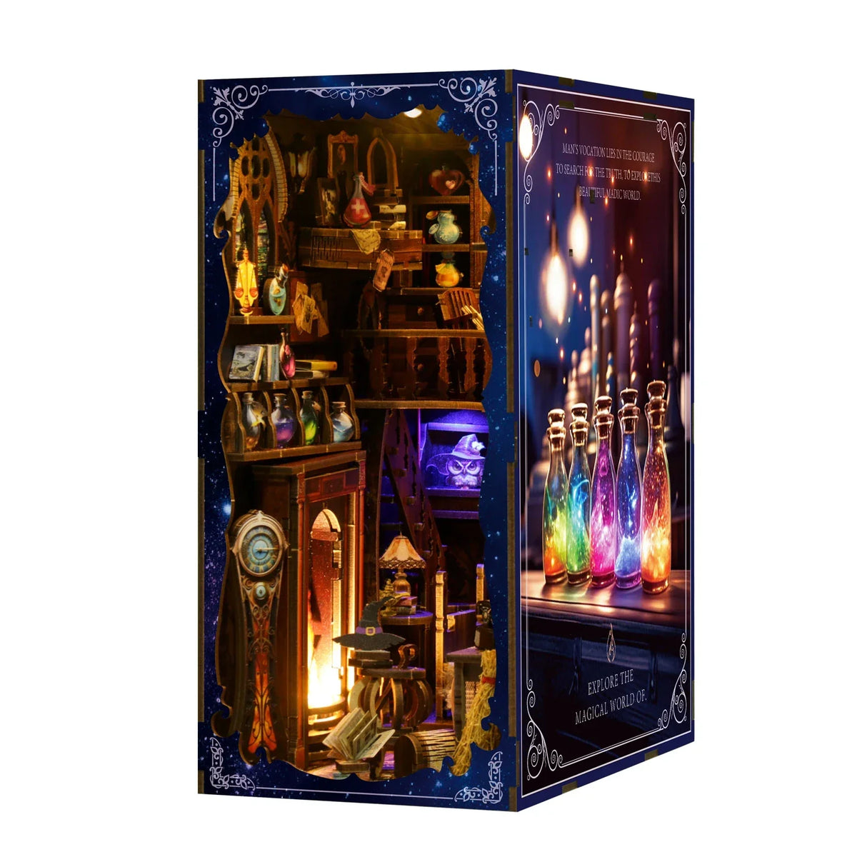Miniatur-Bücherregal mit magischen Gegenständen und leuchtenden Flaschen