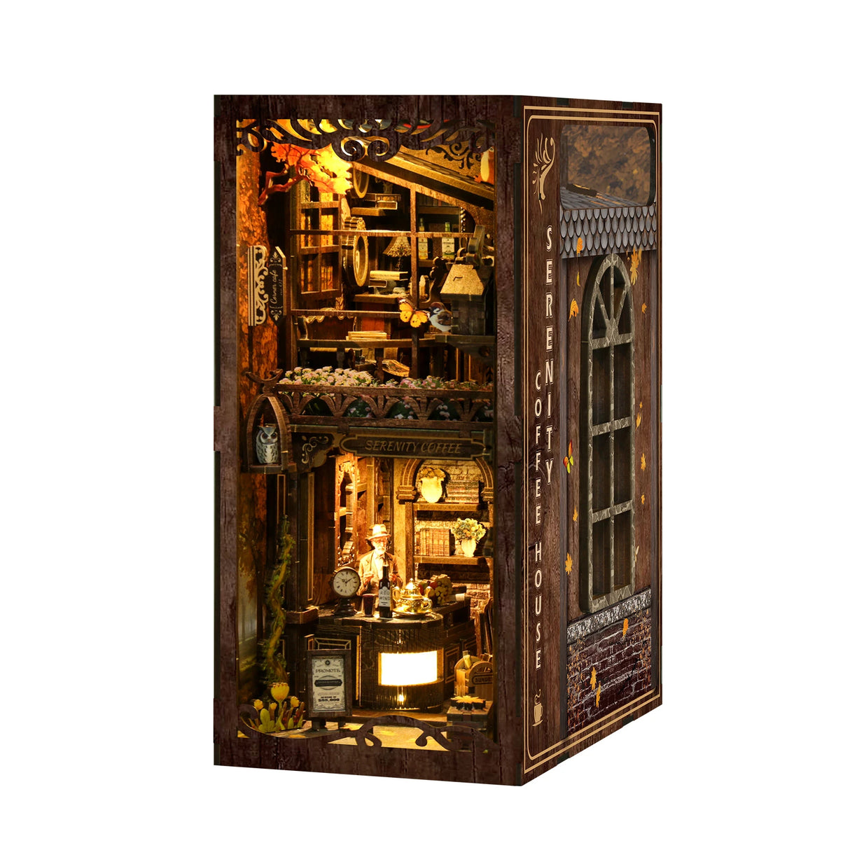 Miniatur-Diorama eines Serenity Coffee House mit Regalen, Büchern, Möbeln und kleinen Figuren