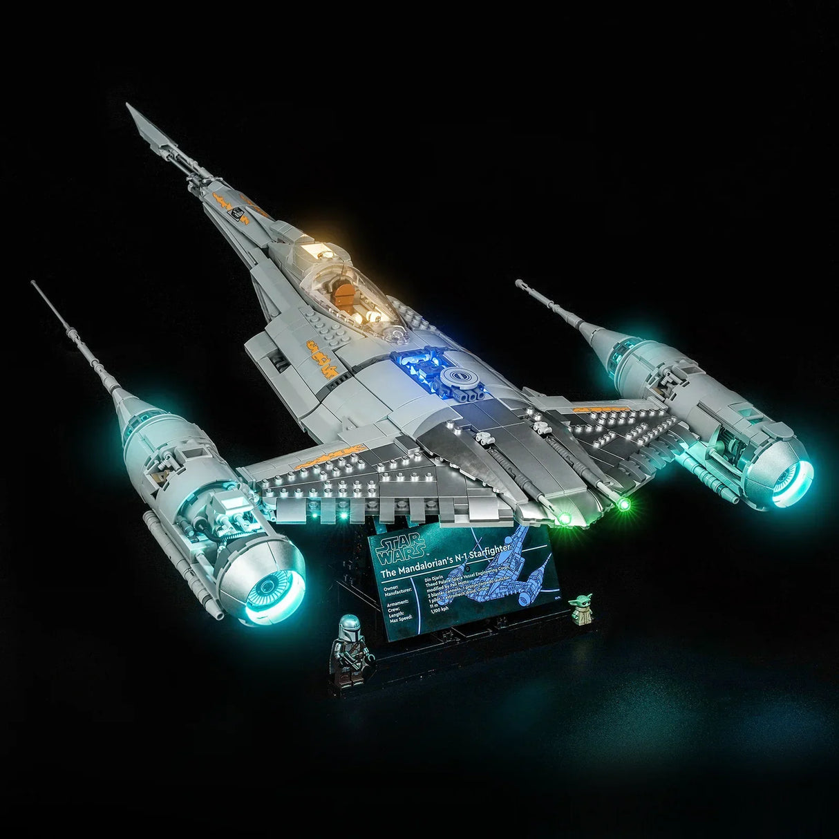 Komplettes LEGO Star Wars N-1 Starfighter (75442) Modell inklusive Info-Plakette und Minifiguren, perfekt in Szene gesetzt durch BrickBling LED-Beleuchtung.