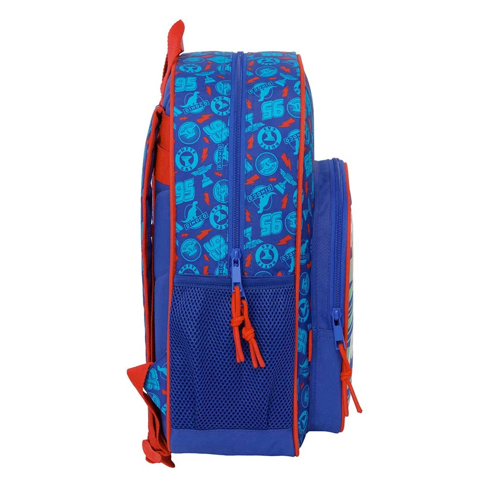 Blauer und roter Rucksack mit Cars-Motiven und der Nummer 95