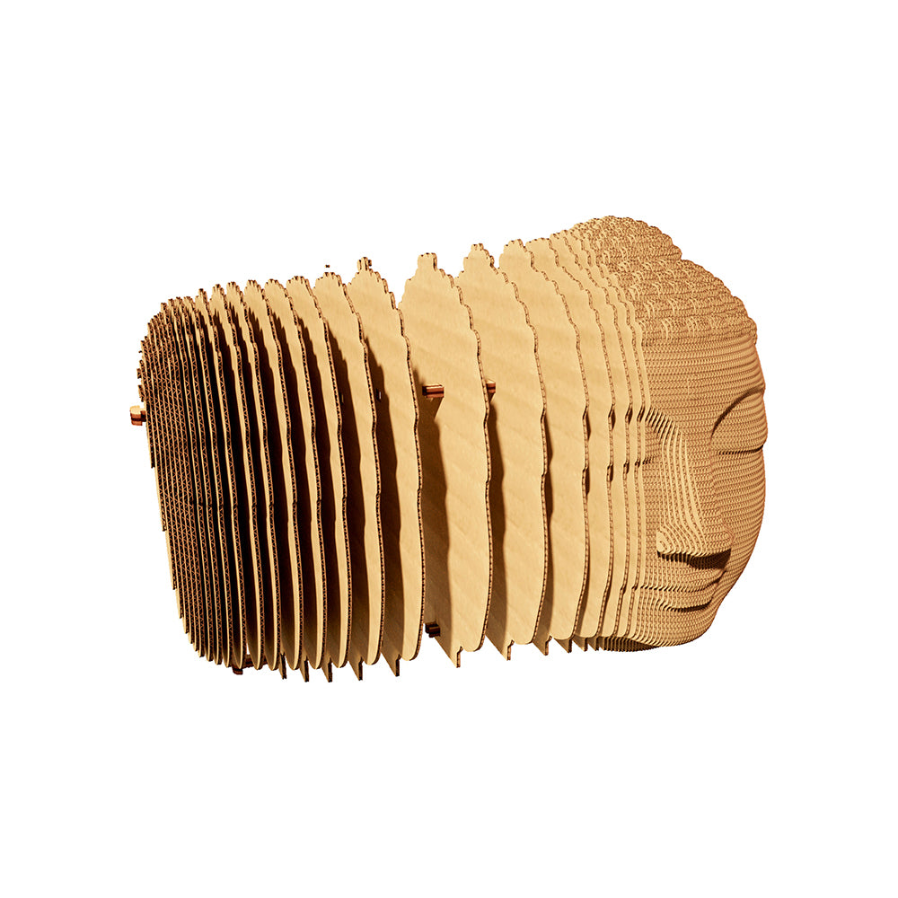 Buddhakopf aus geschichteten Pappscheiben