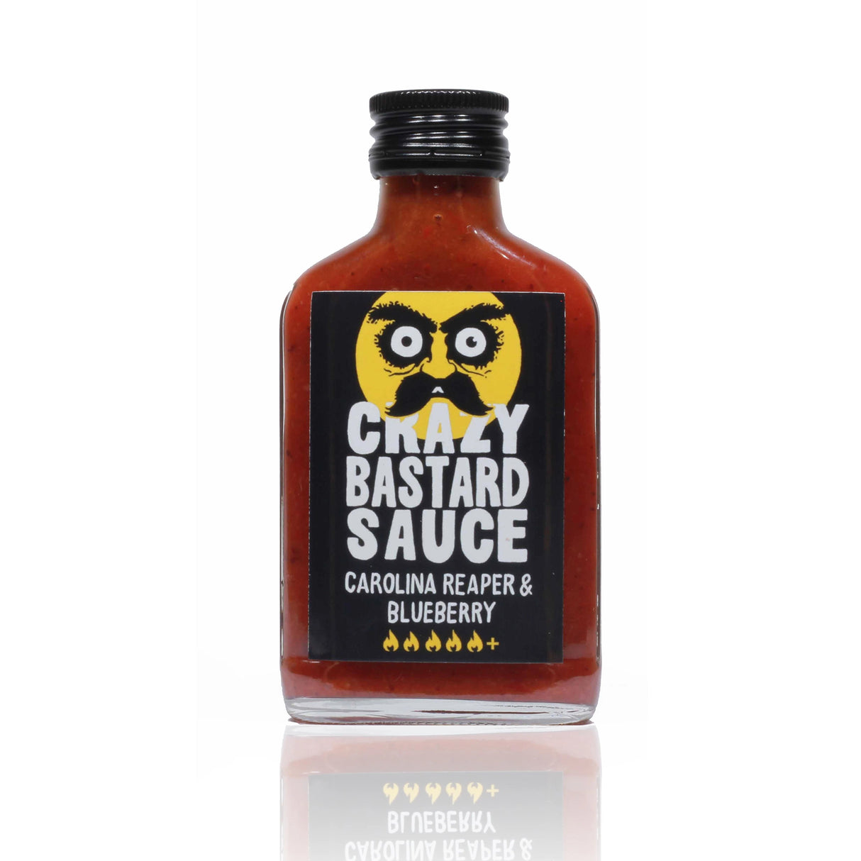 Kleine Glasflasche mit roter Crazy Bastard Sauce Carolina Reaper und Blaubeere