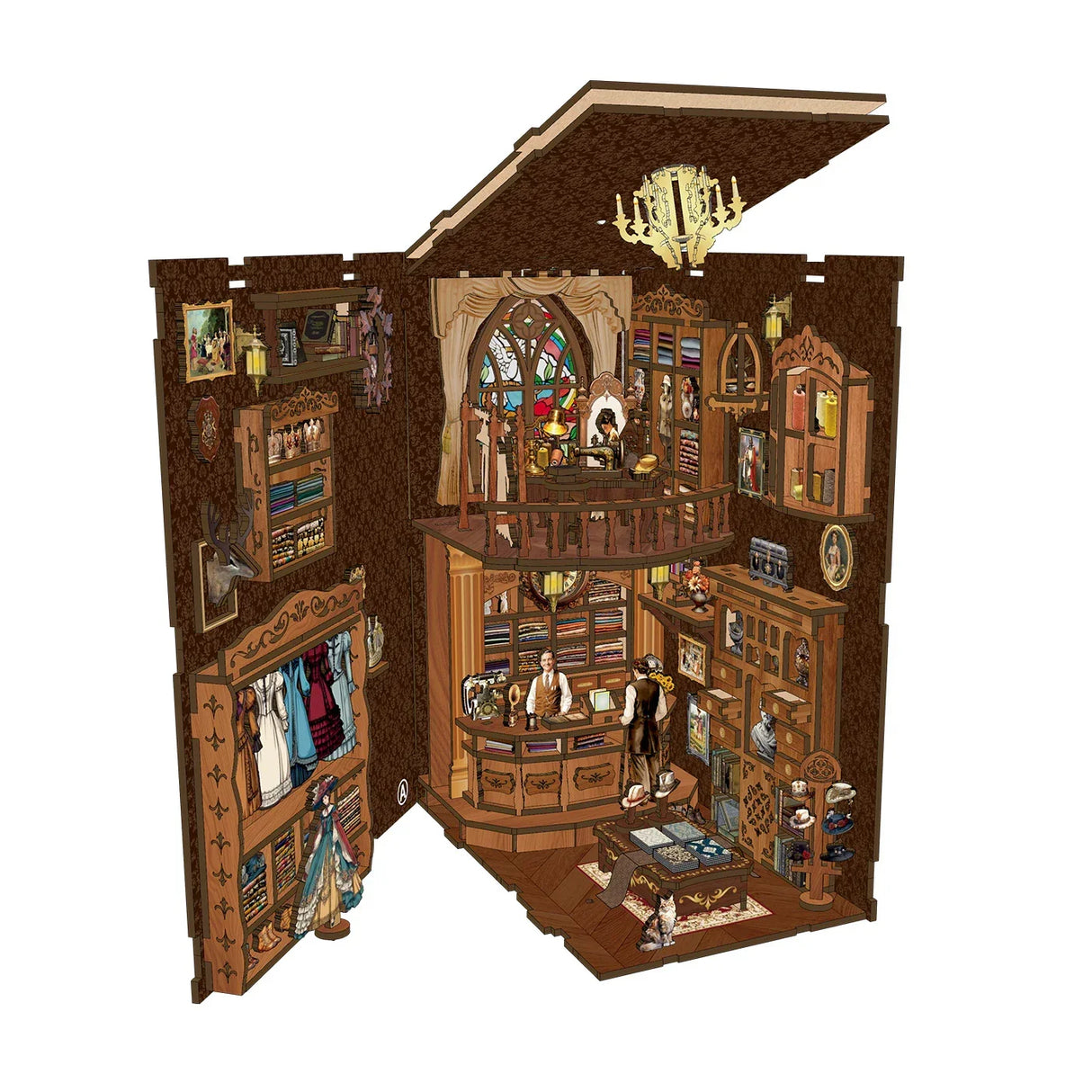 Ein Miniatur-Puppenhaus-Set, das ein viktorianisches Geschäft mit zwei Etagen, einem Kronleuchter und einem Buntglasfenster darstellt