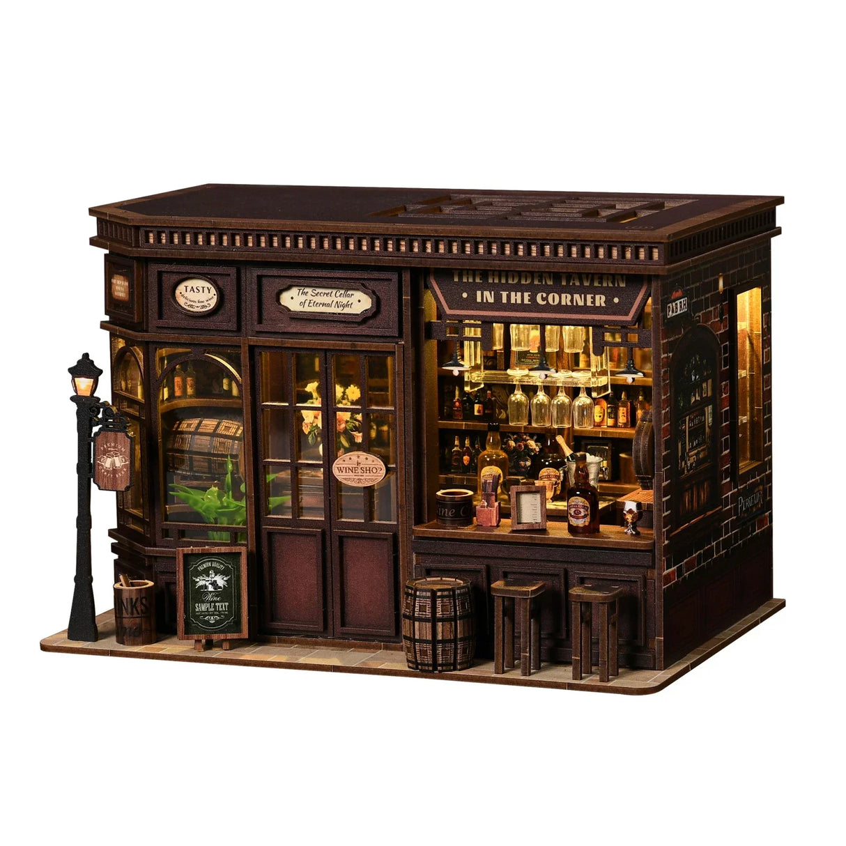 Miniatur-Taverne mit beleuchtetem Interieur, Flaschen, Gläsern und Barhockern