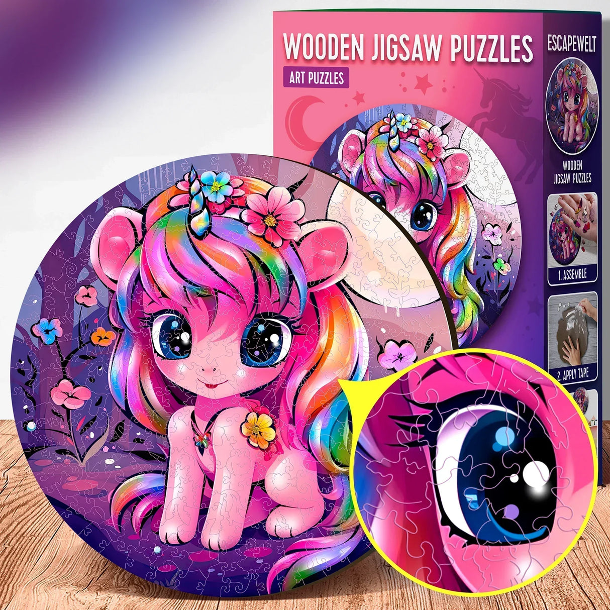 Rundes Holzpuzzle mit einem rosa Einhorn mit Regenbogenmähne und Blumenkranz, daneben die Verpackung