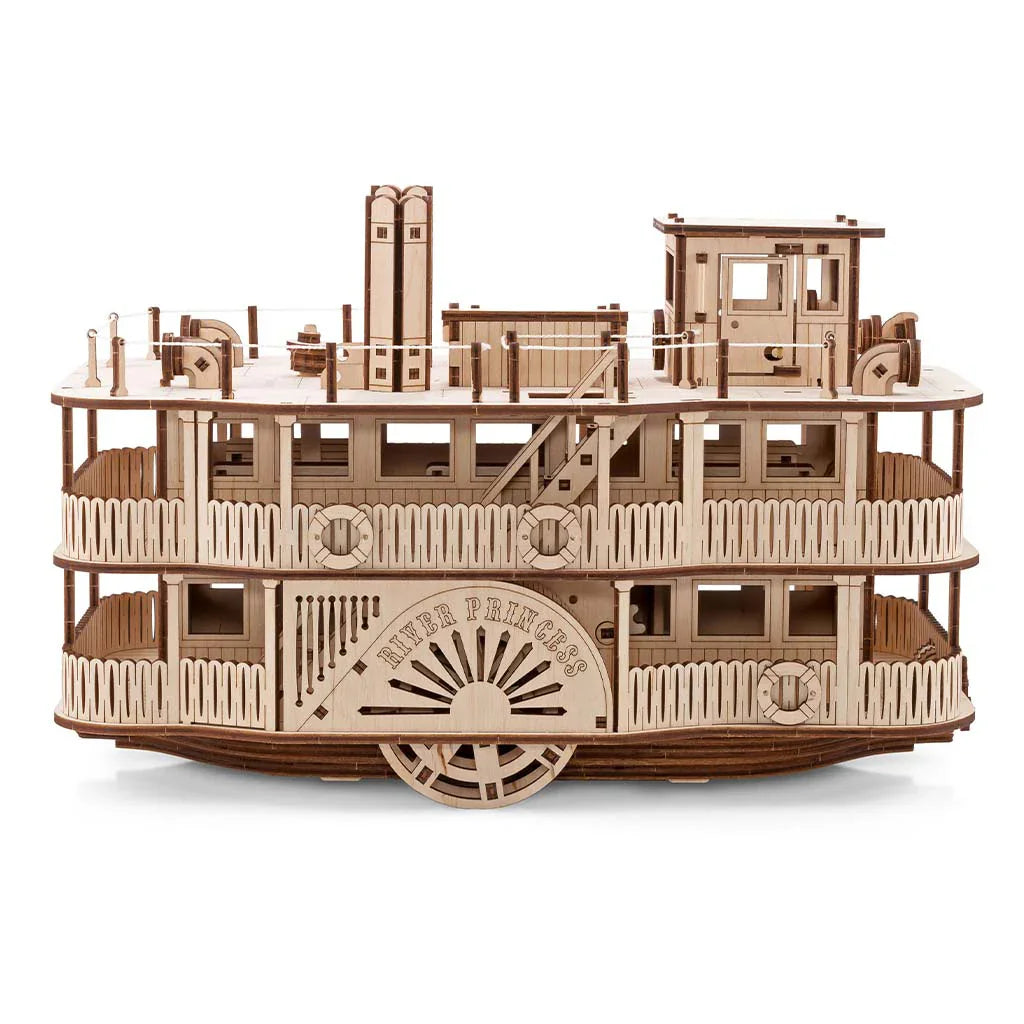 Holzmodell eines Schaufelraddampfers mit der Aufschrift River Princess