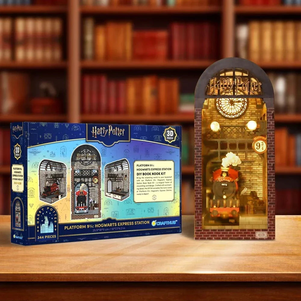 Harry Potter Book Nook Gleis 9¾ Craft Hub 3D-Puzzle Bausatz mit Verpackung, 344 Teilen und Hogwarts Express Station