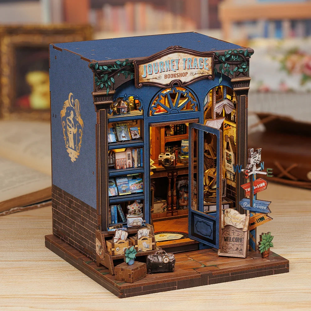 Miniatur-Buchladen-Modellbausatz mit dem Namen Journey Trace Bookshop