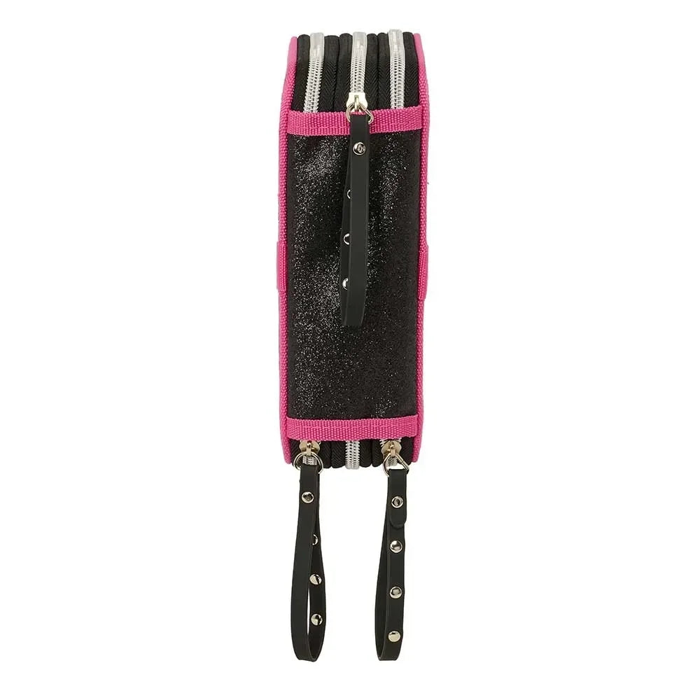 Schwarzes Federmäppchen mit Glitzer und pinken Akzenten, drei Reißverschlüsse, zwei Anhänger