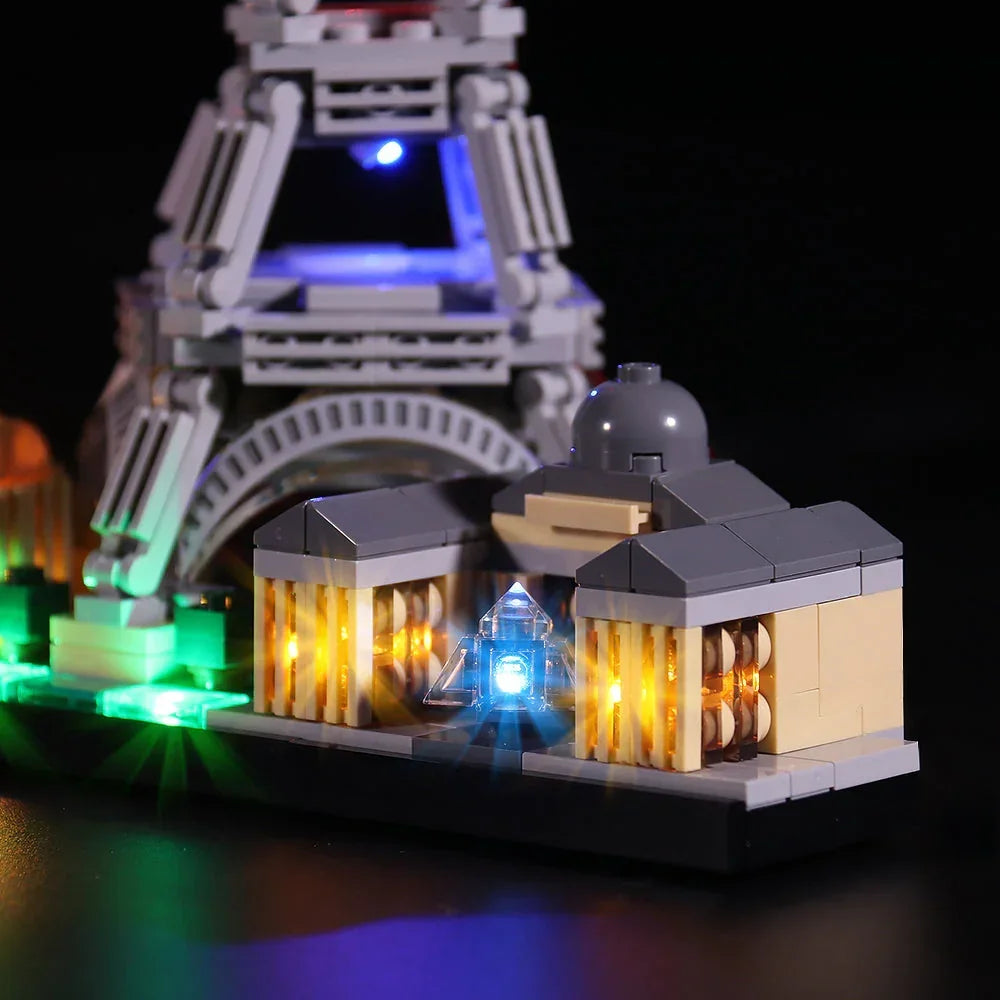 Beleuchtetes Lego Modell des Eiffelturms mit LED Details