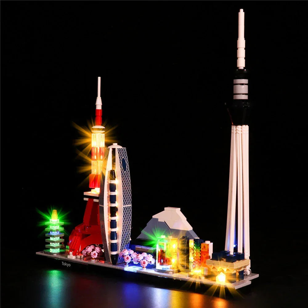 Beleuchtetes Lego Architektur Modell der Skyline von Tokio vor schwarzem Hintergrund