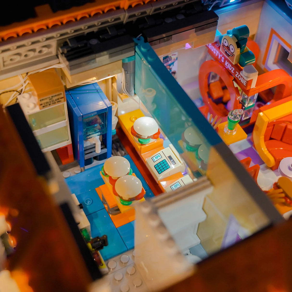 Lego Krusty Burger Restaurant mit Kasse, Burgern und Rusty's Kidz Zone