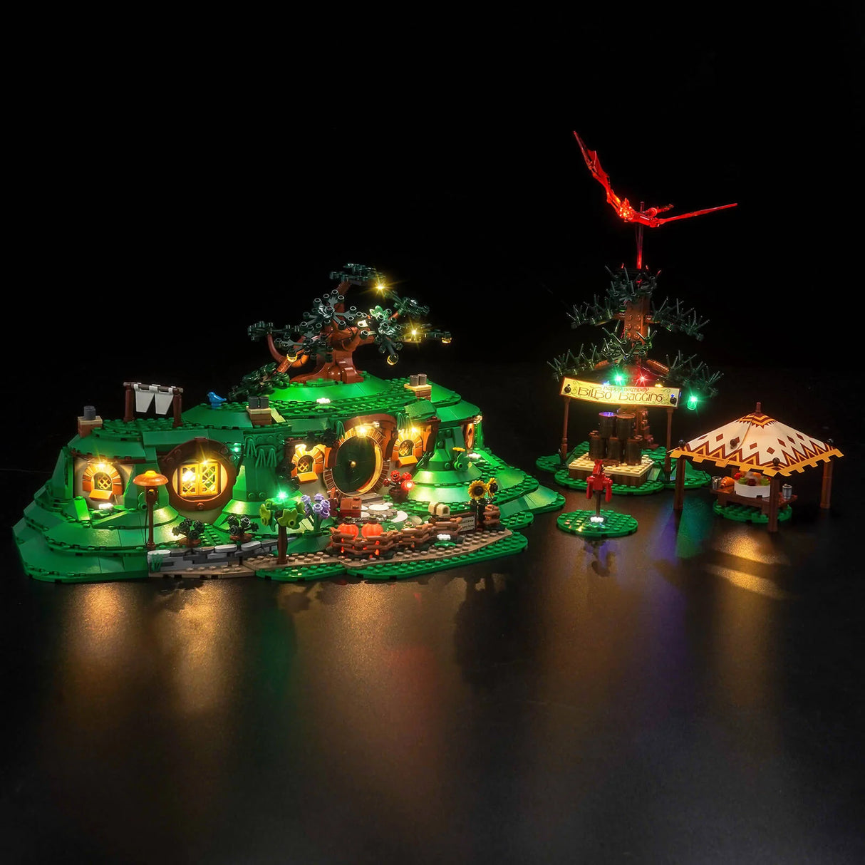 Beleuchtetes LEGO Auenland Set mit Bilbos Haus und Partybaum
