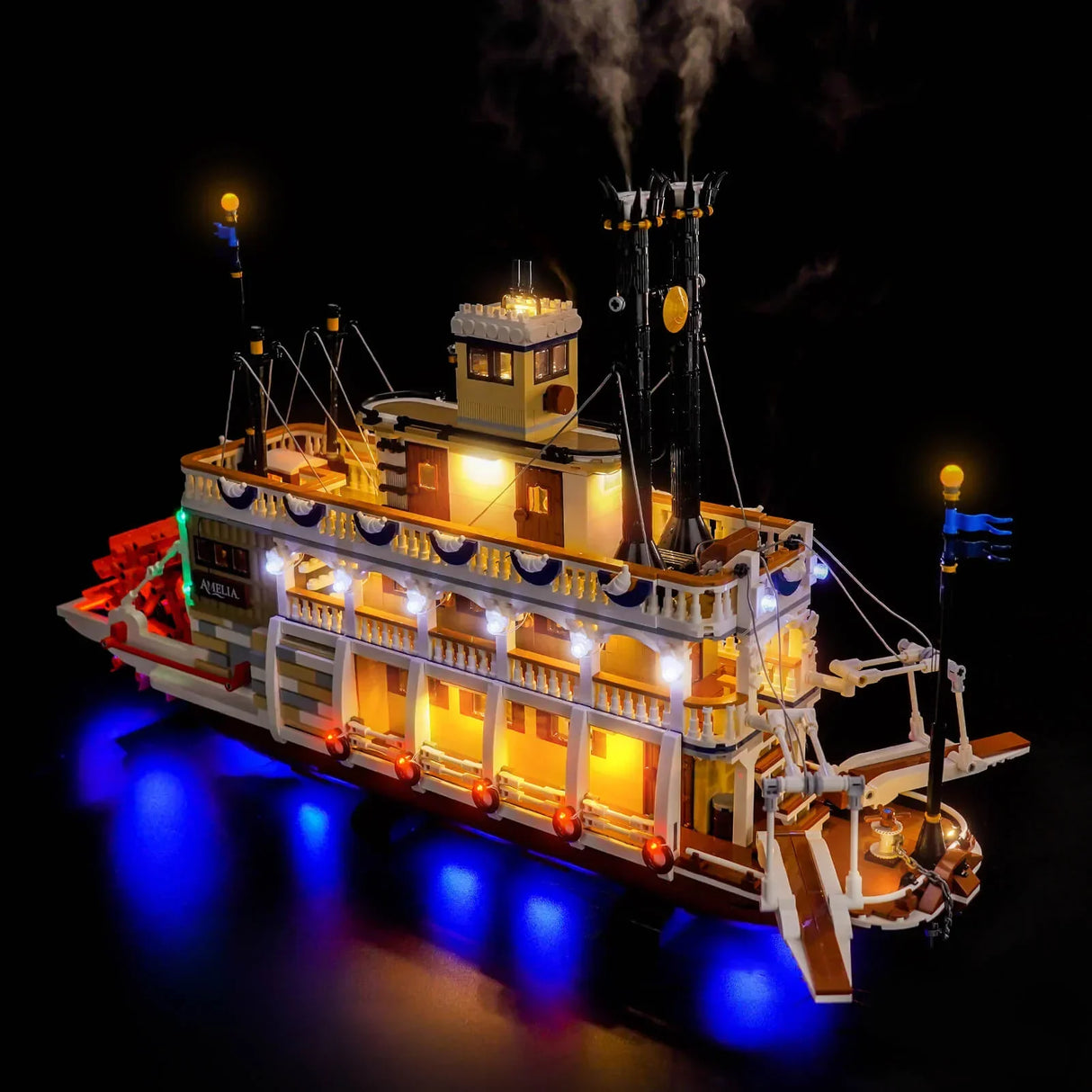 Beleuchtetes LEGO Schaufelraddampfer Modell mit Rauch aus den Schornsteinen