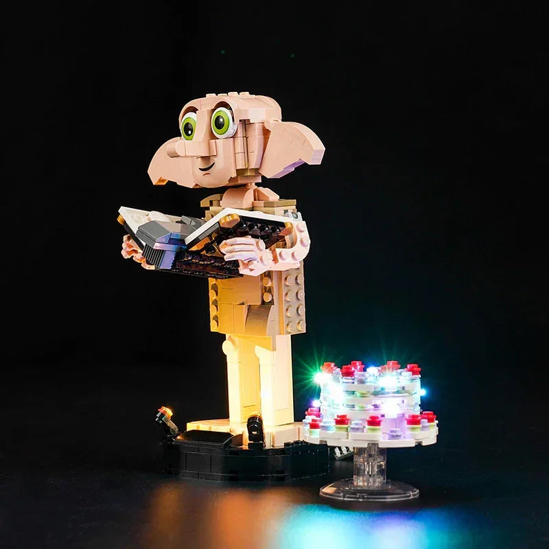 Dobby Lego Figur mit leuchtendem Kuchen