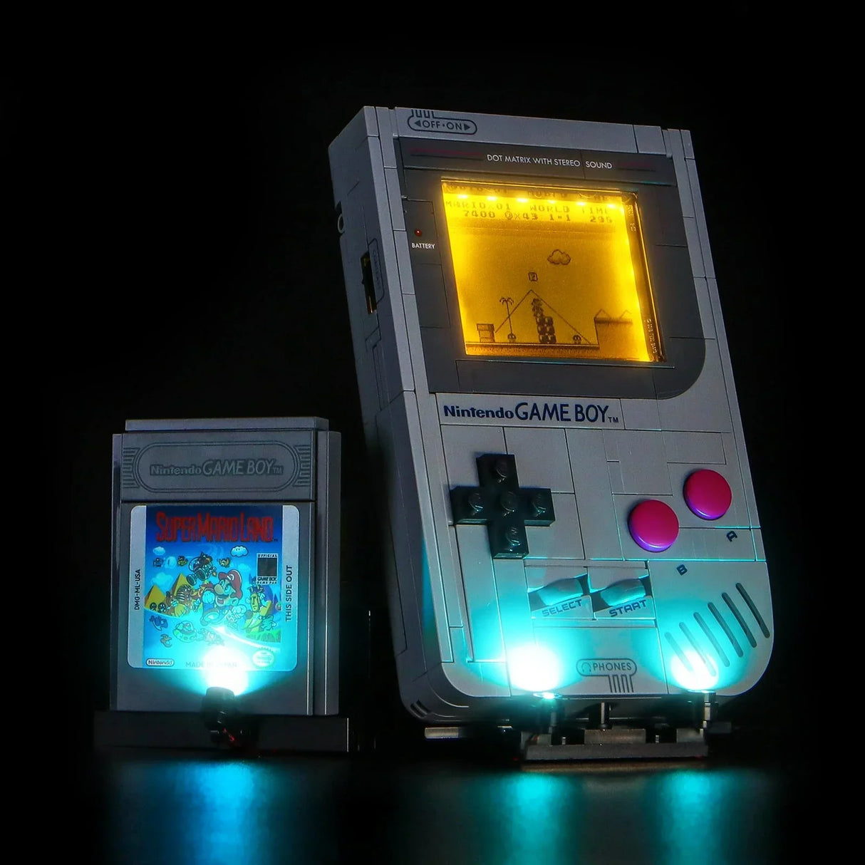 Ein leuchtender Game Boy und ein Super Mario Land Spielmodul