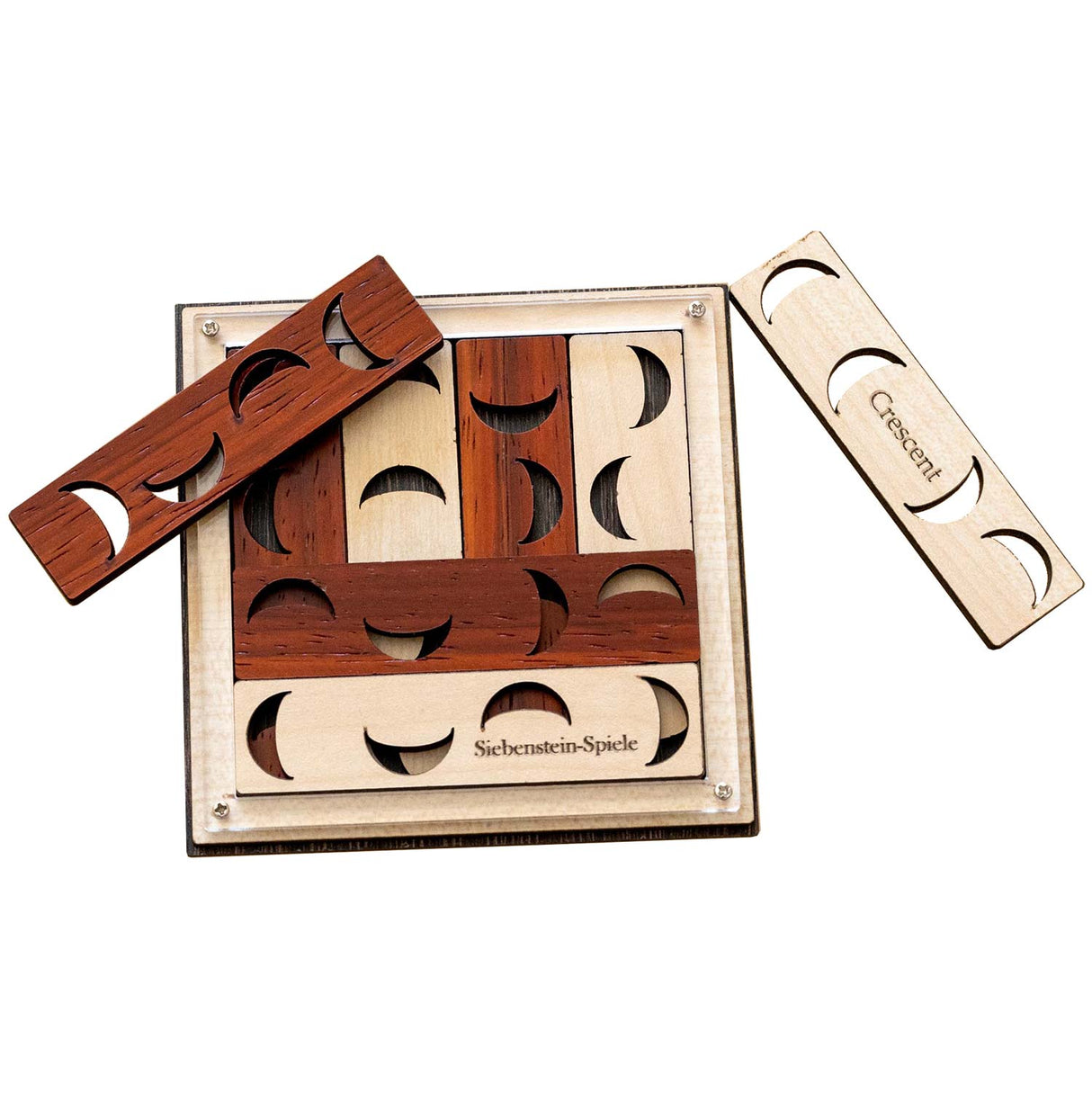 Holzlegespiel mit Mondphasen Motiven in einem quadratischen Rahmen