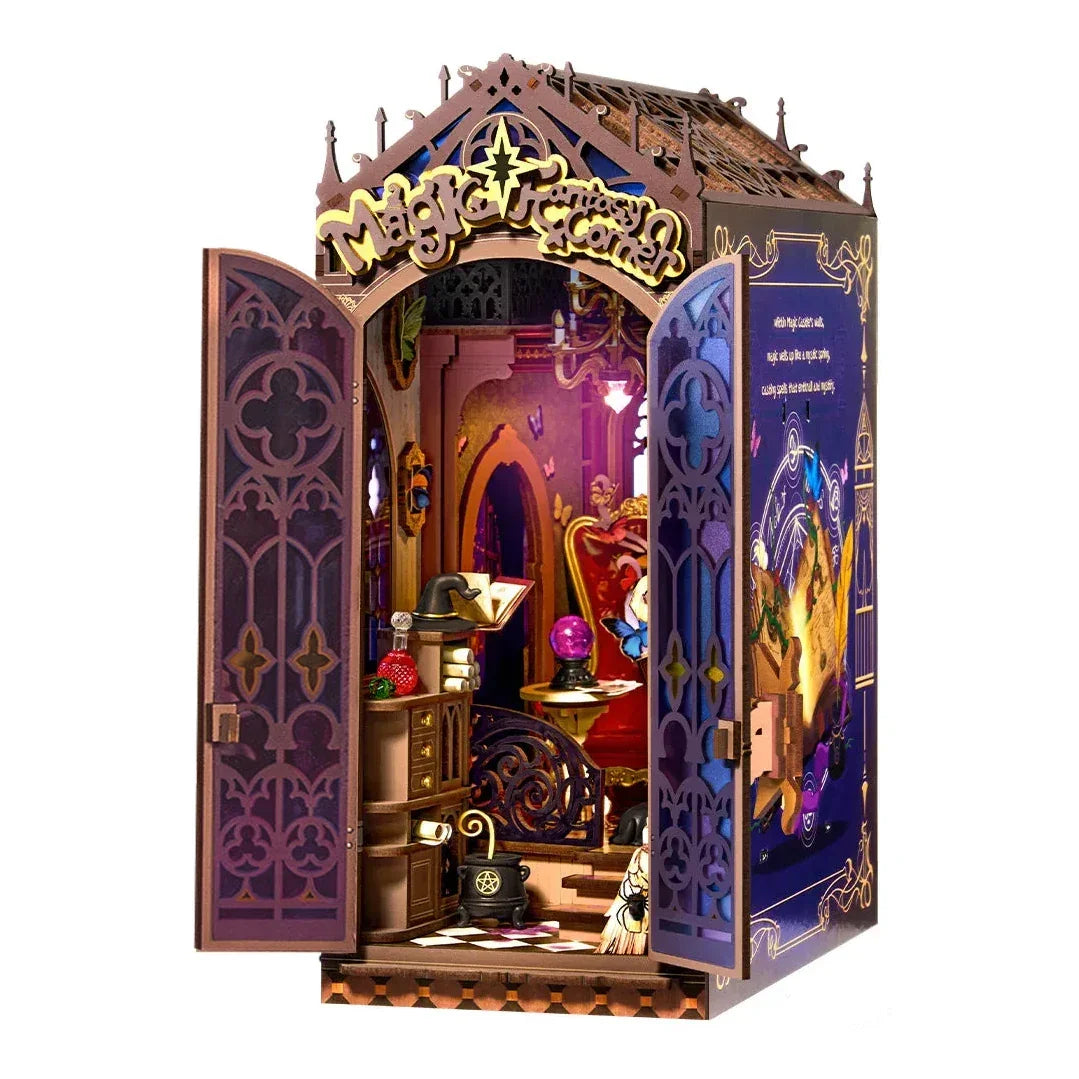 Miniatur-Bücherregal-Einsatz mit magischem Thema, offene Türen, Hexenhut, Kessel und Zauberbuch