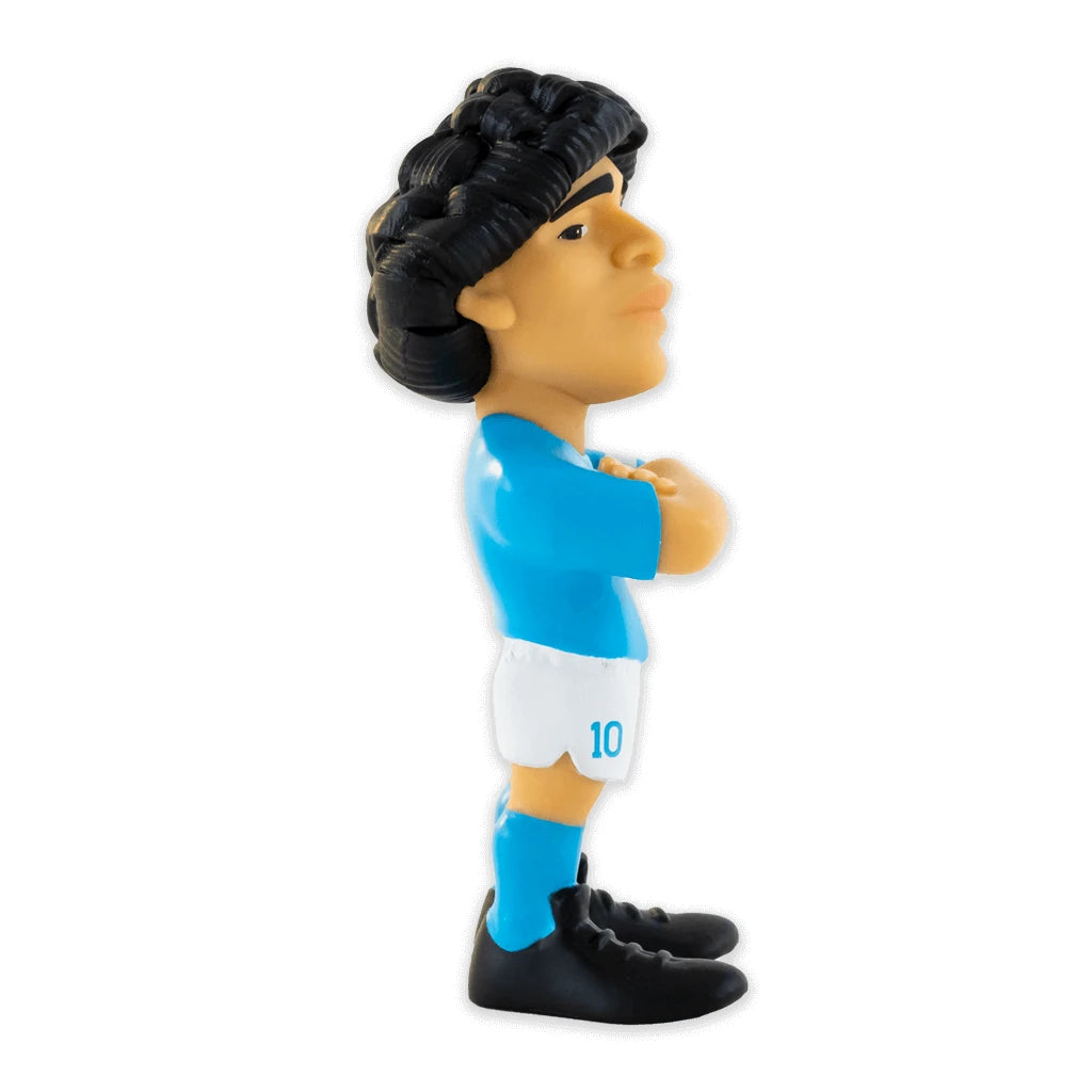 Maradona-Figur im hellblauen Trikot mit der Nummer 10