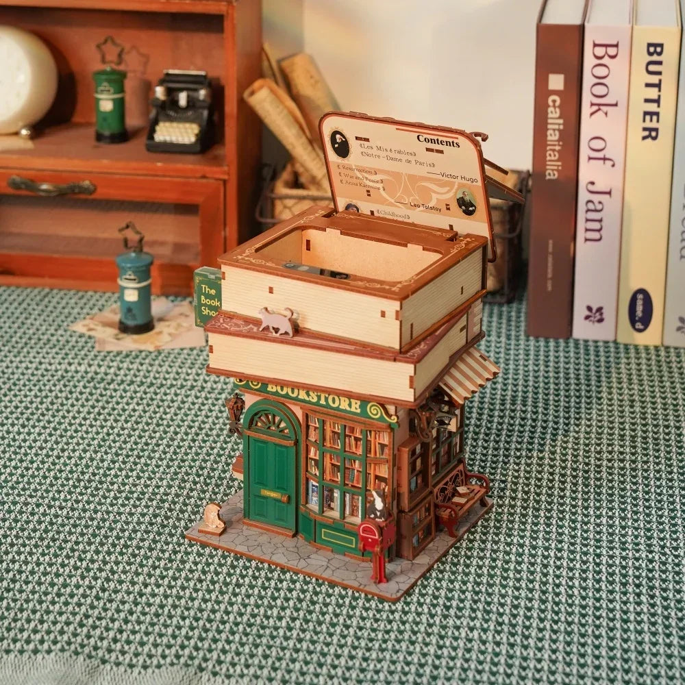 Miniatur-Buchladen-Diorama mit aufklappbarem Dach und detaillierter Fassade