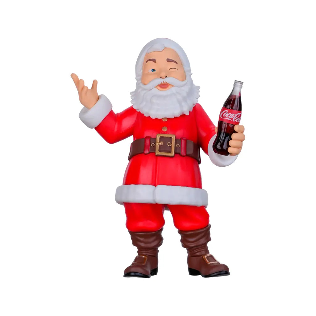 Weihnachtsmann-Figur mit Coca-Cola-Flasche