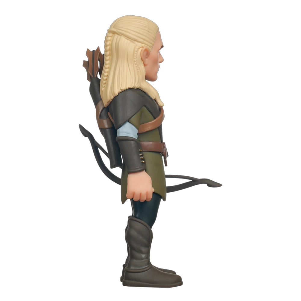 Legolas Figur mit blonden Haaren, grüner Tunika, braunem Gürtel, Stiefeln und einem Bogen auf dem Rücken