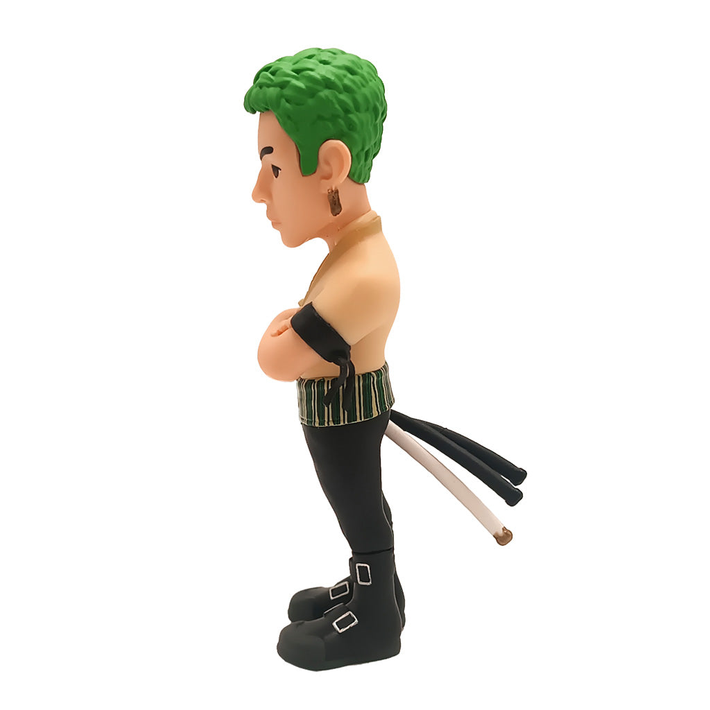 Sammelfigur von Roronoa Zoro mit grünen Haaren in Seitenansicht