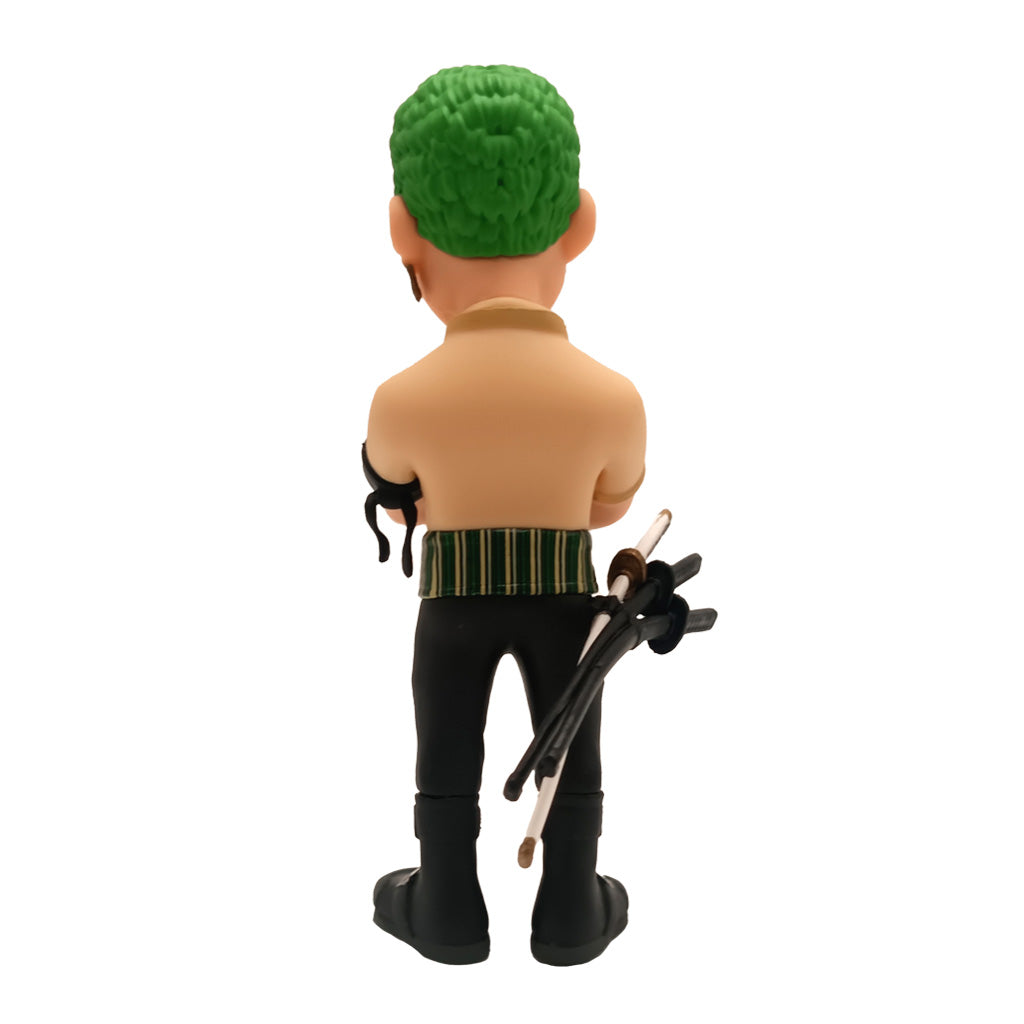 Roronoa Zoro Figur von hinten mit gruenen Haaren und Schwertern