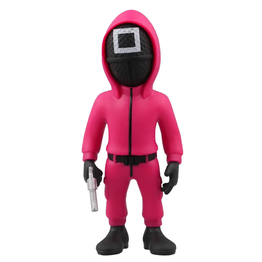 Squid Game Wächter Figur mit quadratischer Maske und Waffe