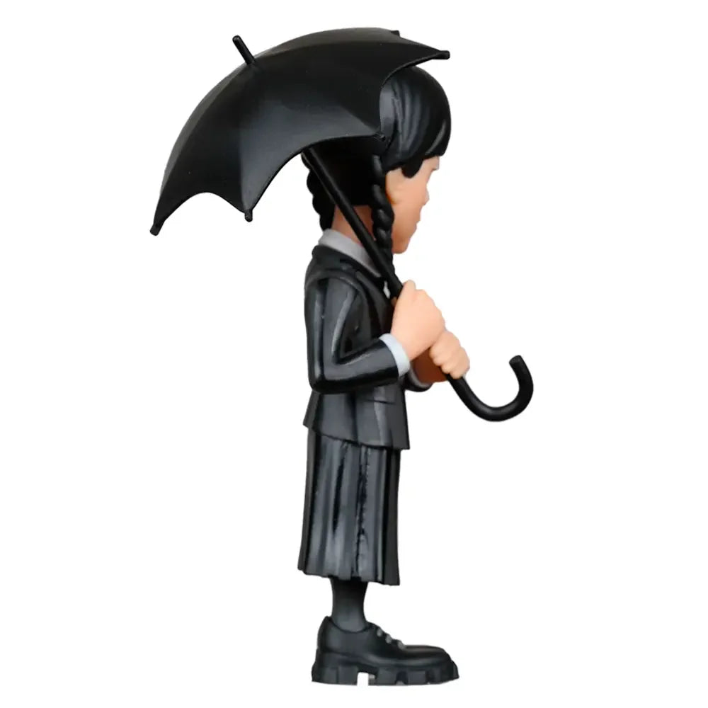 Wednesday Addams Figur mit schwarzem Regenschirm