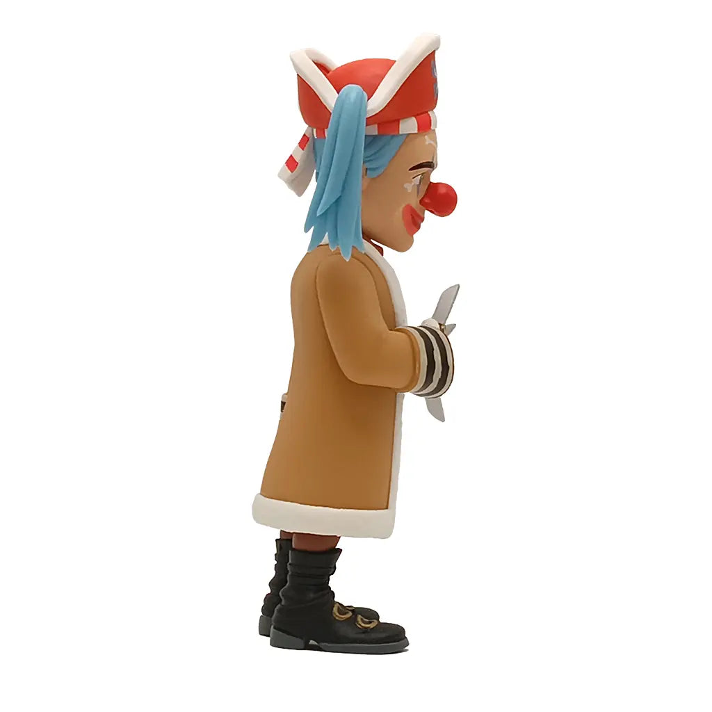 Buggy Figur von der Seite mit roter Nase, blauem Haar und braunem Mantel