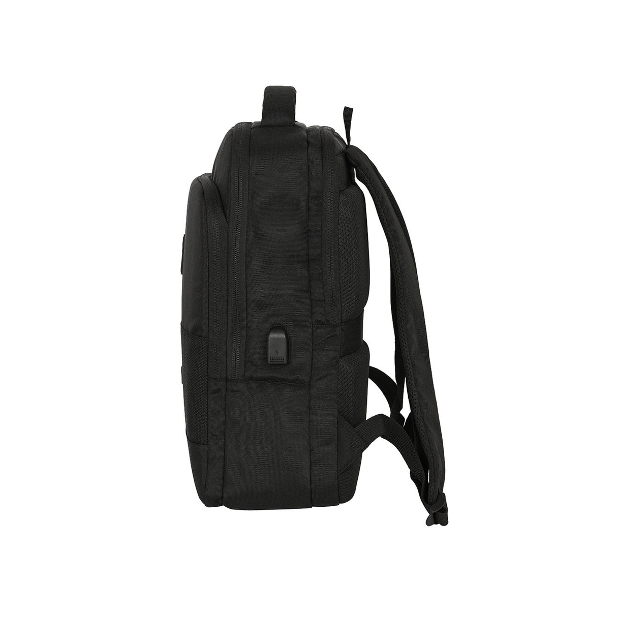 Schwarzer Rucksack in Seitenansicht mit USB Anschluss