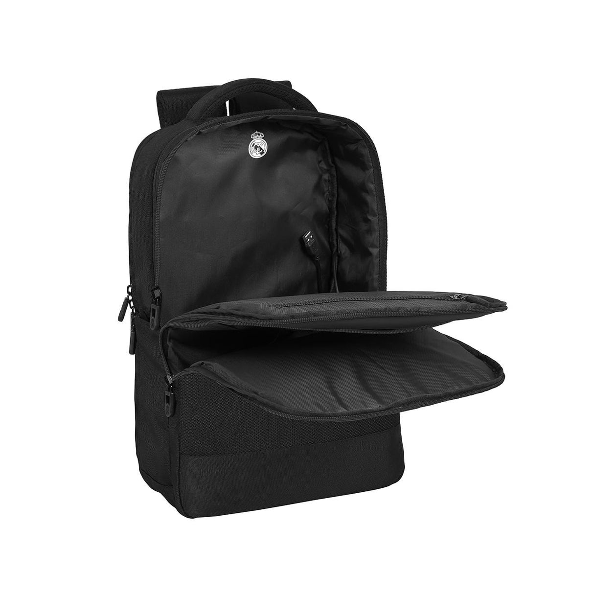 Schwarzer Rucksack mit Real Madrid Logo und USB Anschluss