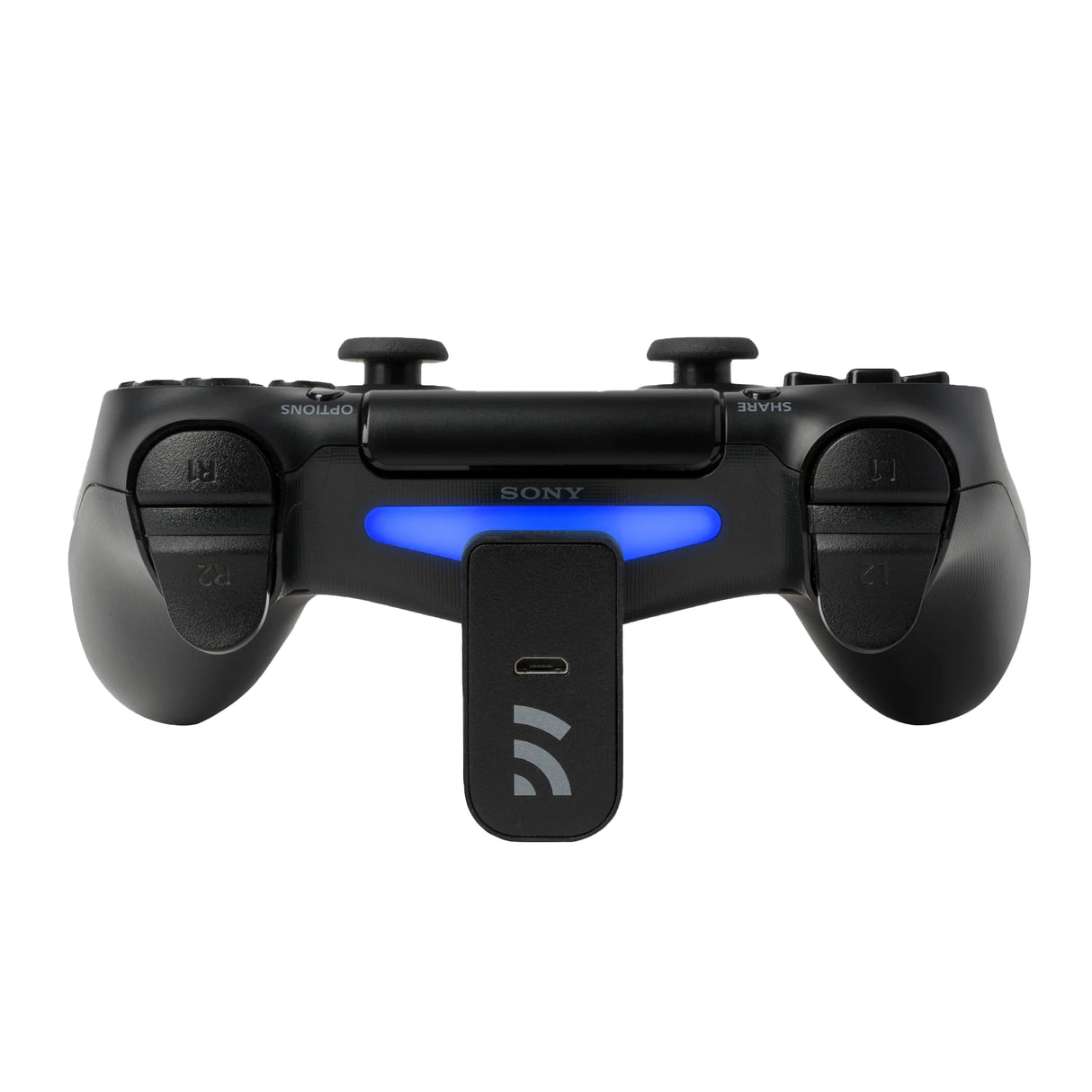 Schwarzer PlayStation Controller mit aufgestecktem Adapter