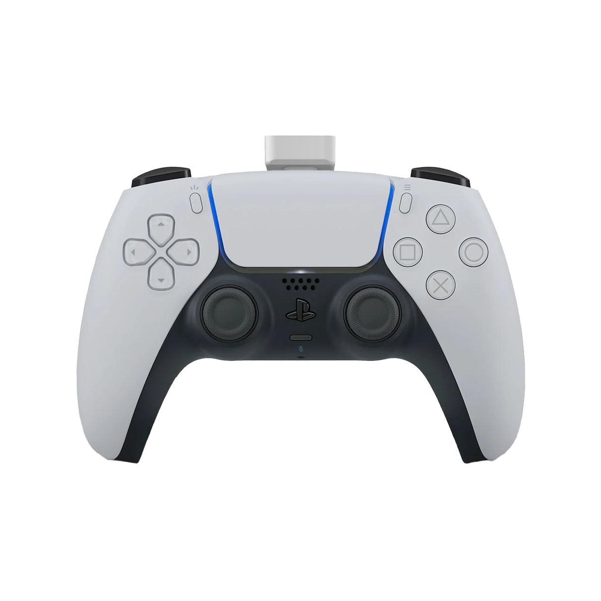 Weißer PlayStation 5 Controller mit aufgesetztem Adapter