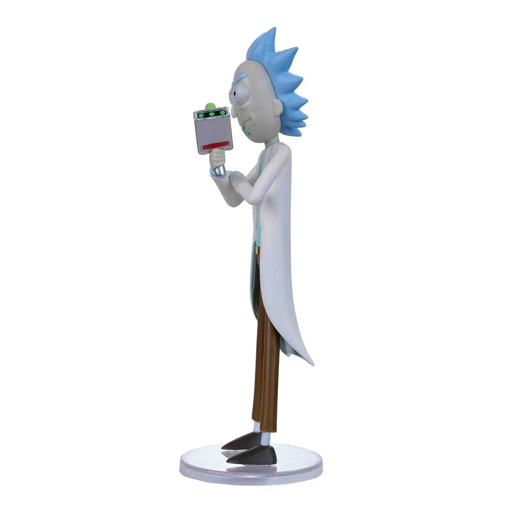 Rick Sanchez Figur mit blauem Haar und Laborkittel, die ein Gerät hält