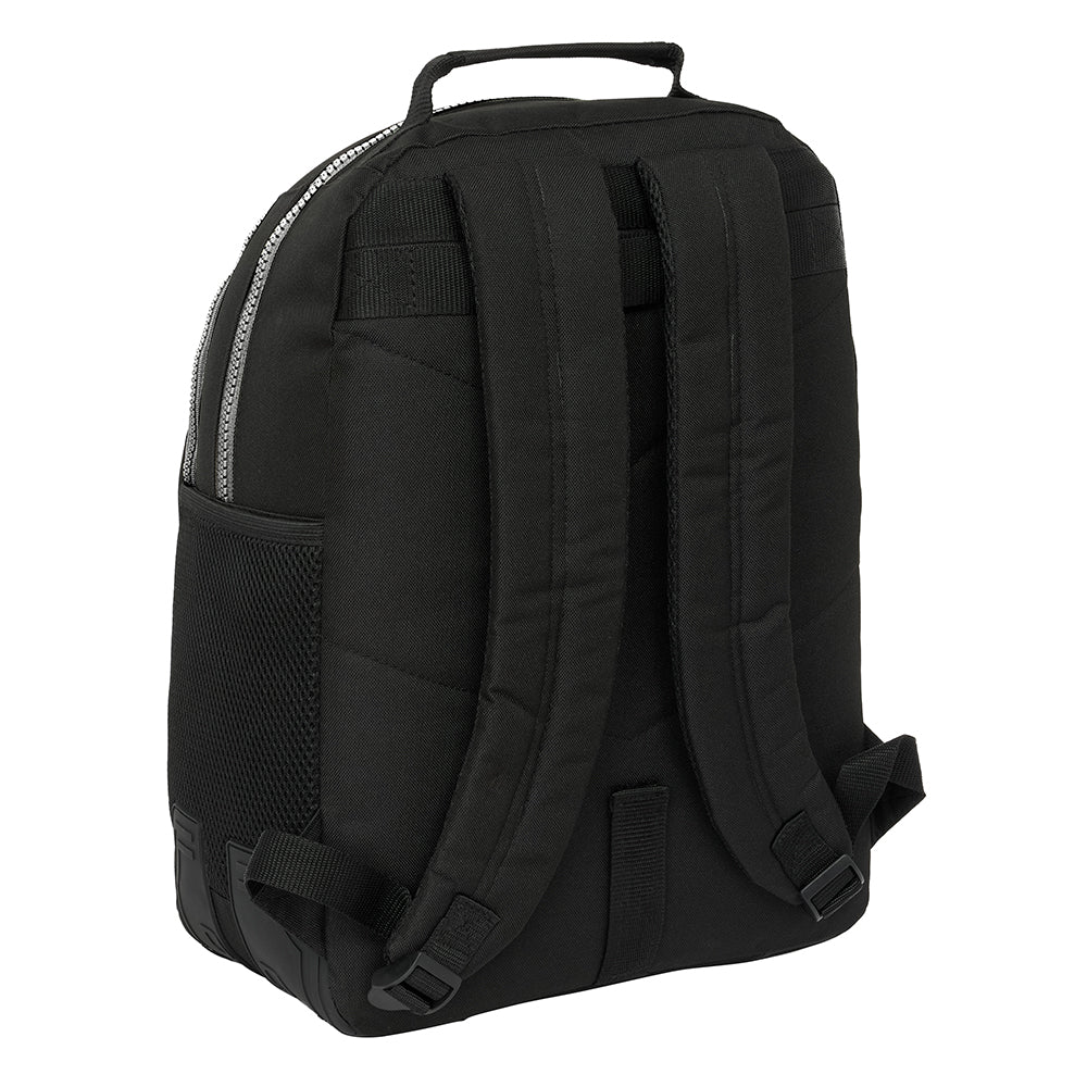 Schwarzer Rucksack von hinten mit Tragegurten und Seitentasche aus Netzstoff