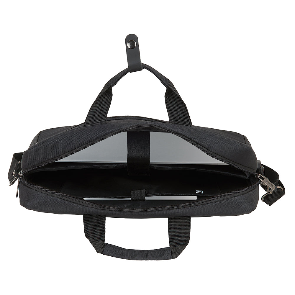 Offene schwarze Laptoptasche mit Tragegriffen und Reißverschluss