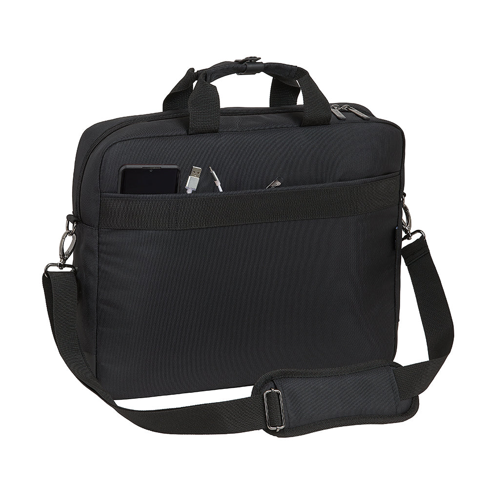 Schwarze Laptoptasche mit Tragegriffen und abnehmbarem Schultergurt sowie Außentasche mit Smartphone und Kabeln