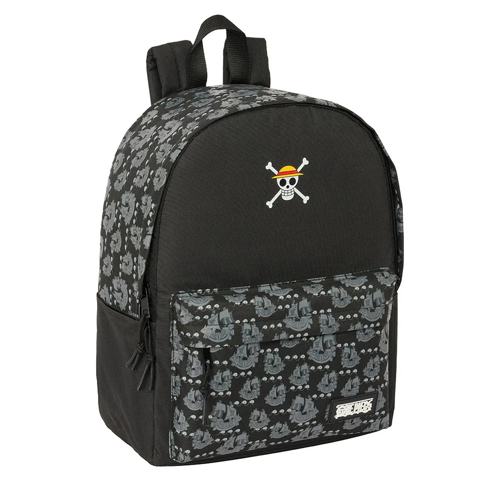 Schwarzer Rucksack mit One Piece Jolly Roger Logo und Schiffsmuster