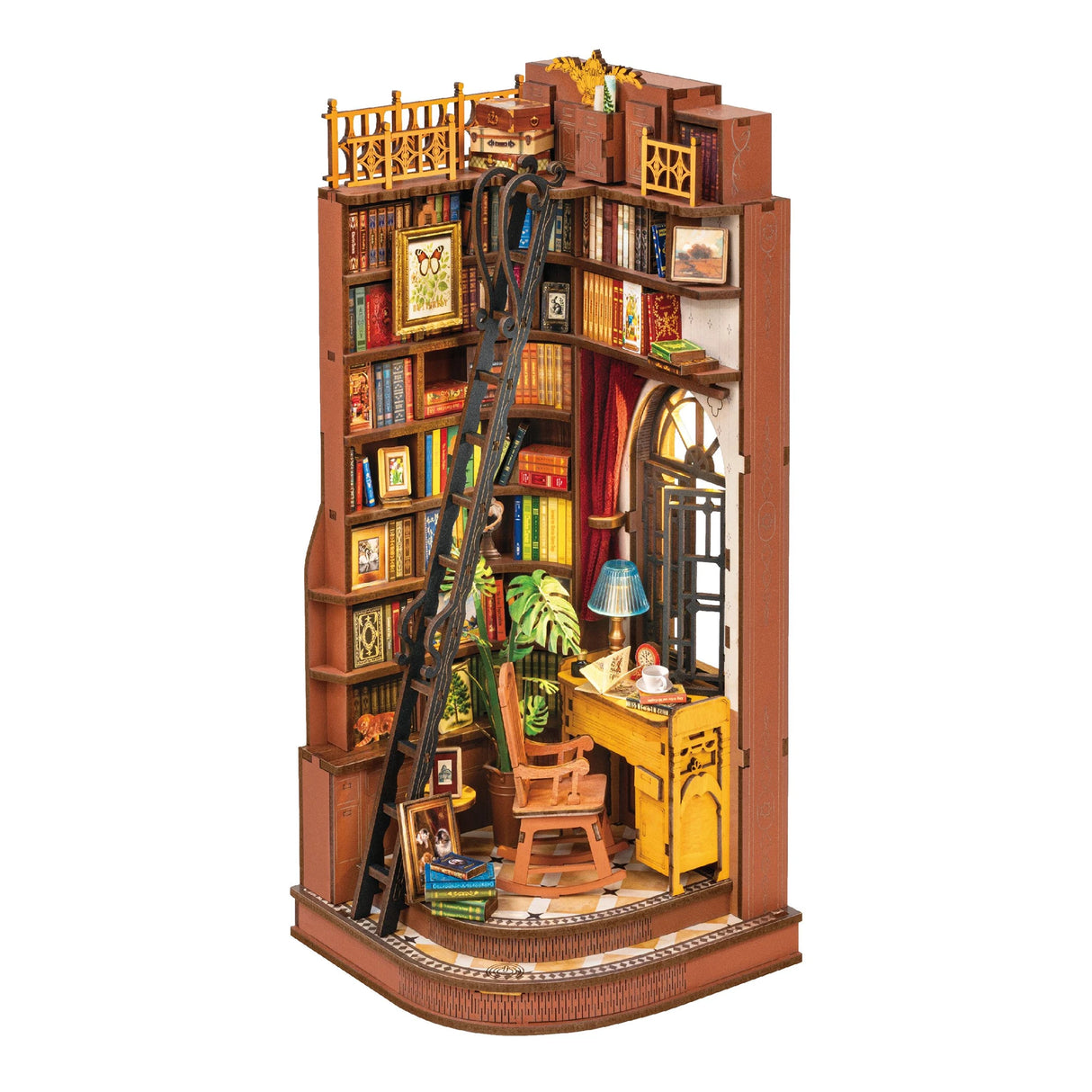 Miniatur Buchnische mit Schreibtisch Stuhl Leiter und beleuchtetem Fenster