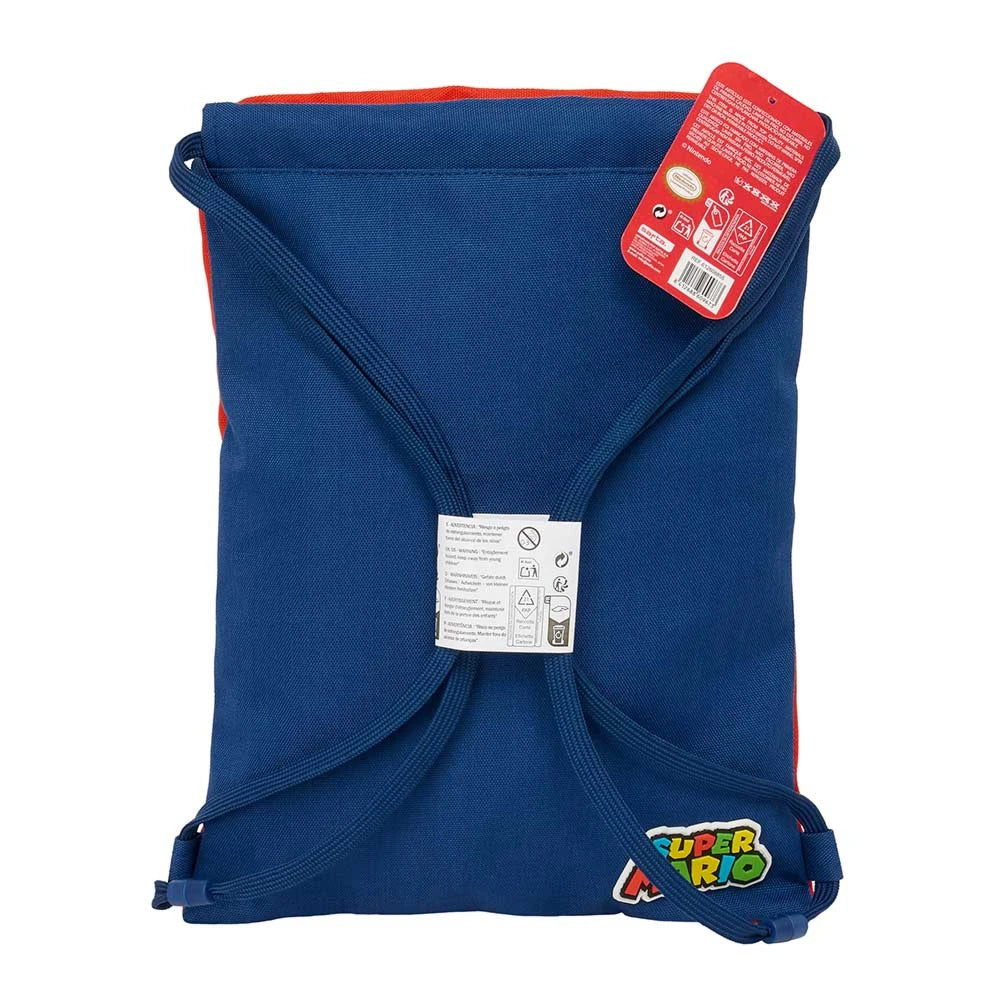 Rückseite des Super Mario Turnbeutels in Blau und Rot mit Etiketten